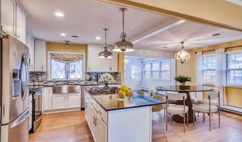 1021 Fremont St, Anoka, MN 55303