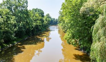 602 E River View Dr, Austinburg, OH 44010