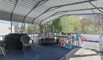 70 Perkins Ave, Cranston, RI 02910