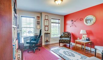 84 Andriana Ln, Albany, NY 12204