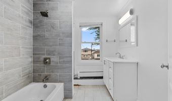 53 LORD Ave 2L, Bayonne, NJ 07002