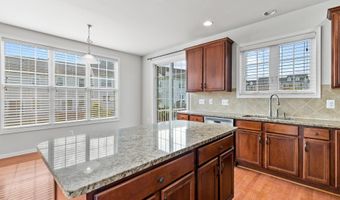 43247 LOUDOUN RESERVE Dr, Ashburn, VA 20148