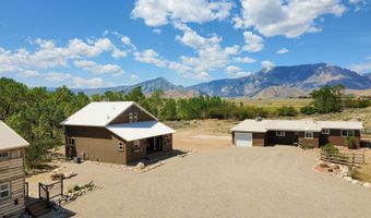 52 Road 8UC, Clark, WY 82435