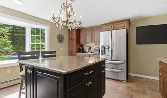40 White Pine Dr, Glocester, RI 02814