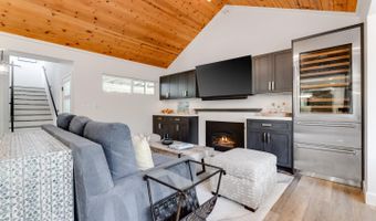 129 Santa Cruz Ave, Aptos, CA 95003