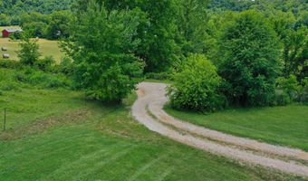 234 Ray Mathis Rd, Annville, KY 40402
