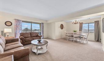 3350 N Carriageway Dr 411, Arlington Heights, IL 60004