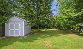 1027 Nickolas St, Aurora, MO 65605