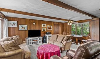 174 Lawnacre Dr, Cranston, RI 02920