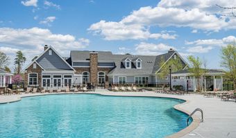 16 RACCOON Ln, Barnegat, NJ 08005