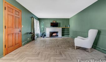 420 Pine Land Dr SE, Ada, MI 49301