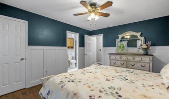 126 Asilomar Ct, Ballwin, MO 63021