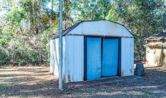 2430 BEACHVIEW Dr, Albany, GA 31705