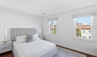 3402 R St NW, Washington, DC 20007