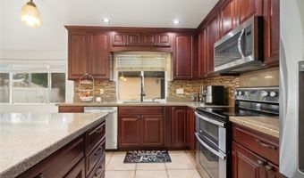 91-1015 Kaiikuwa St, Ewa Beach, HI 96706