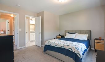 35 Cross St, Allenstown, NH 03275