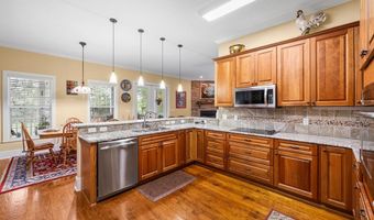 6120 NW 55th St, Bell, FL 32619