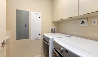 1388 Ala Moana Blvd 6602, Honolulu, HI 96814