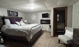221 1st E St, Bottineau, ND 58318