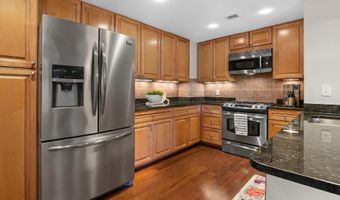 5 PARK Pl 311, Annapolis, MD 21401