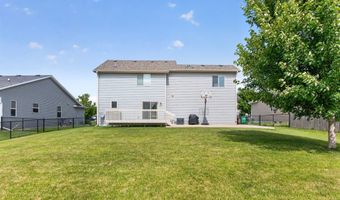 2618 3rd Ave SW, Altoona, IA 50009