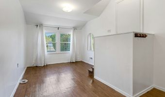100 Loftus Cir, Bridgeport, CT 06606