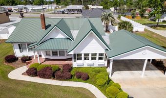 316 Fair St, Baxley, GA 31513