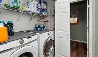 301 NW Seasons Dr, Ankeny, IA 50023