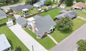 246 Pine Driveway, Bay St. Louis, MS 39520