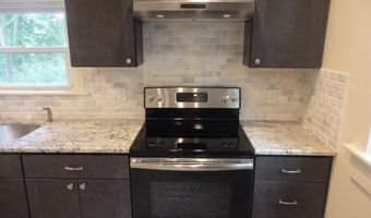 49 Merton Rd 2, Newport, RI 02840