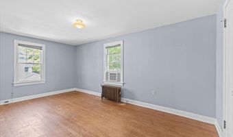 60 University Ter, Burlington, VT 05401