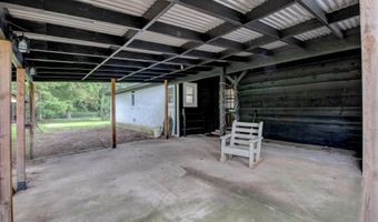 996 Hacienda Dr, Benton, AR 72019