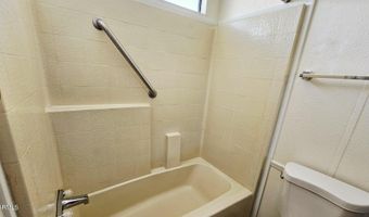 6162 S PINEHURST Dr, Chandler, AZ 85249