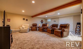 14 Beacon Dr, Cody, WY 82414