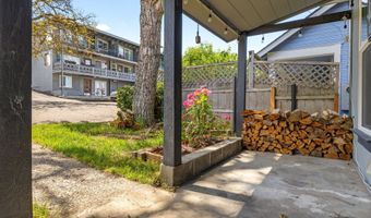 709 10TH St, Oregon City, OR 97045