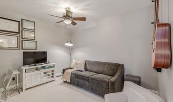 5112 KNAPP Pl, Alexandria, VA 22304
