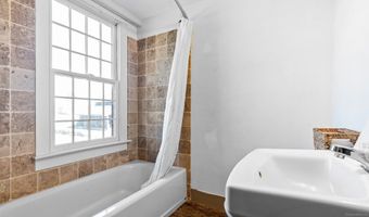 245 Brooklyn Rd, Canterbury, CT 06331