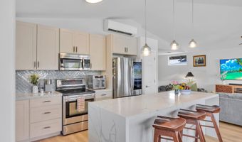 66 Laumakani Loop, Kihei, HI 96753