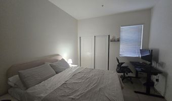 917 S New Hampshire Ave 301, Los Angeles, CA 90006