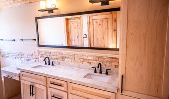 1097 State Hwy 48, Alto, NM 88312