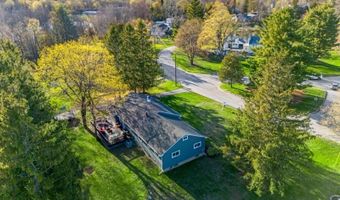 13 Manor Dr, Andover, NJ 07860
