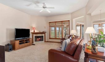 1908 Bent Tree Ct, Auburn, IN 46706