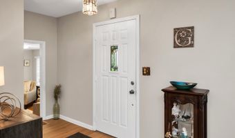 749 Park Ave, Belford, NJ 07718