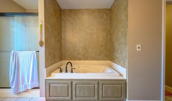 25 Aberdeen Dr, Batesville, AR 72501