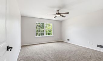 808 Anchor Ave, Beachwood, NJ 08722