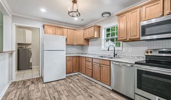 8568 Poplar Springs Dr, Ark, VA 23061