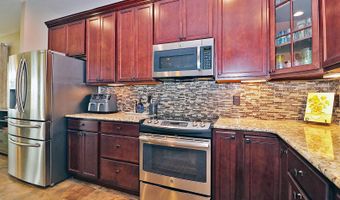 46 Rockland St, Barnegat, NJ 08005