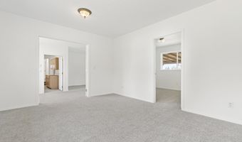 10418 CHAMPOEG Rd, Aurora, OR 97002