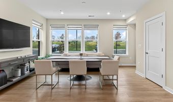 20328 NEWFOUNDLAND Sq, Ashburn, VA 20147