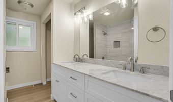 6423 SE HULL Ave, Milwaukie, OR 97267